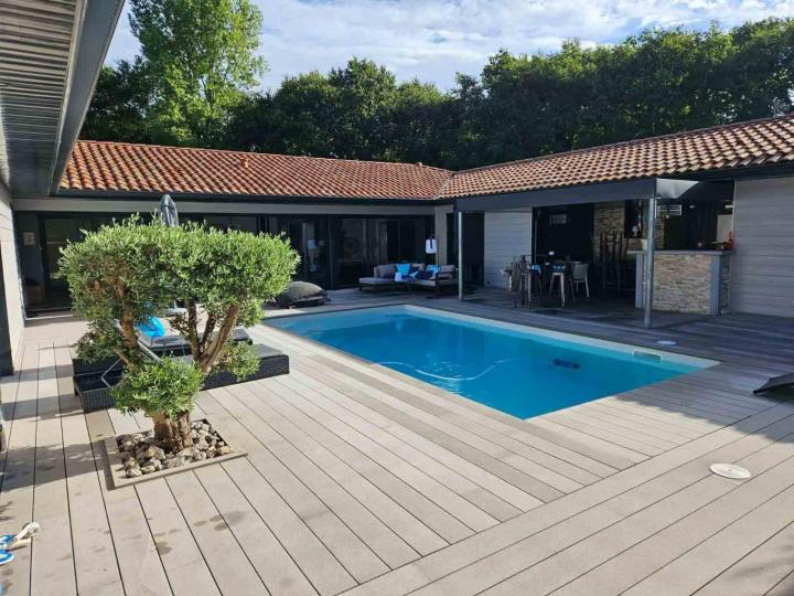 Édification de Soustous de terrasse cédral à les Landes