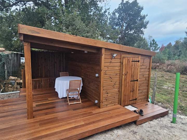 Installation de terrasse en bois Les Landes