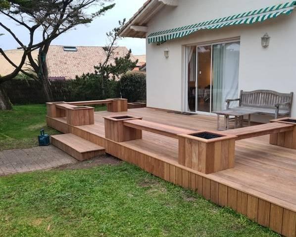 Édification de Terrasse à les Landes